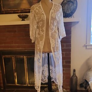 Elegant White Lace Kimono